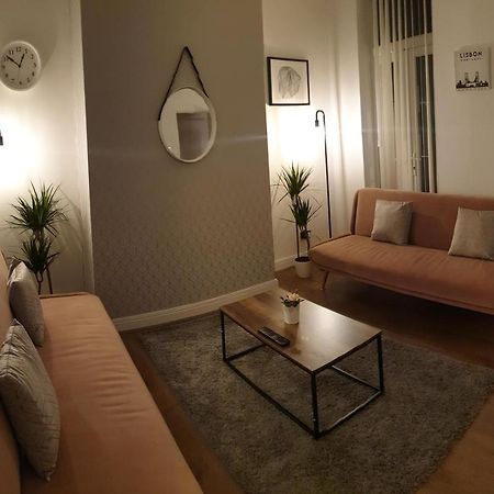 4 Bedrooms, Sleeps 10, Near Lfc & Efc Liverpool Eksteriør bilde